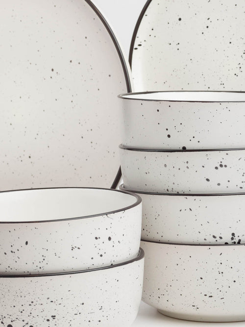 Black Rim Stoneware Dining Set