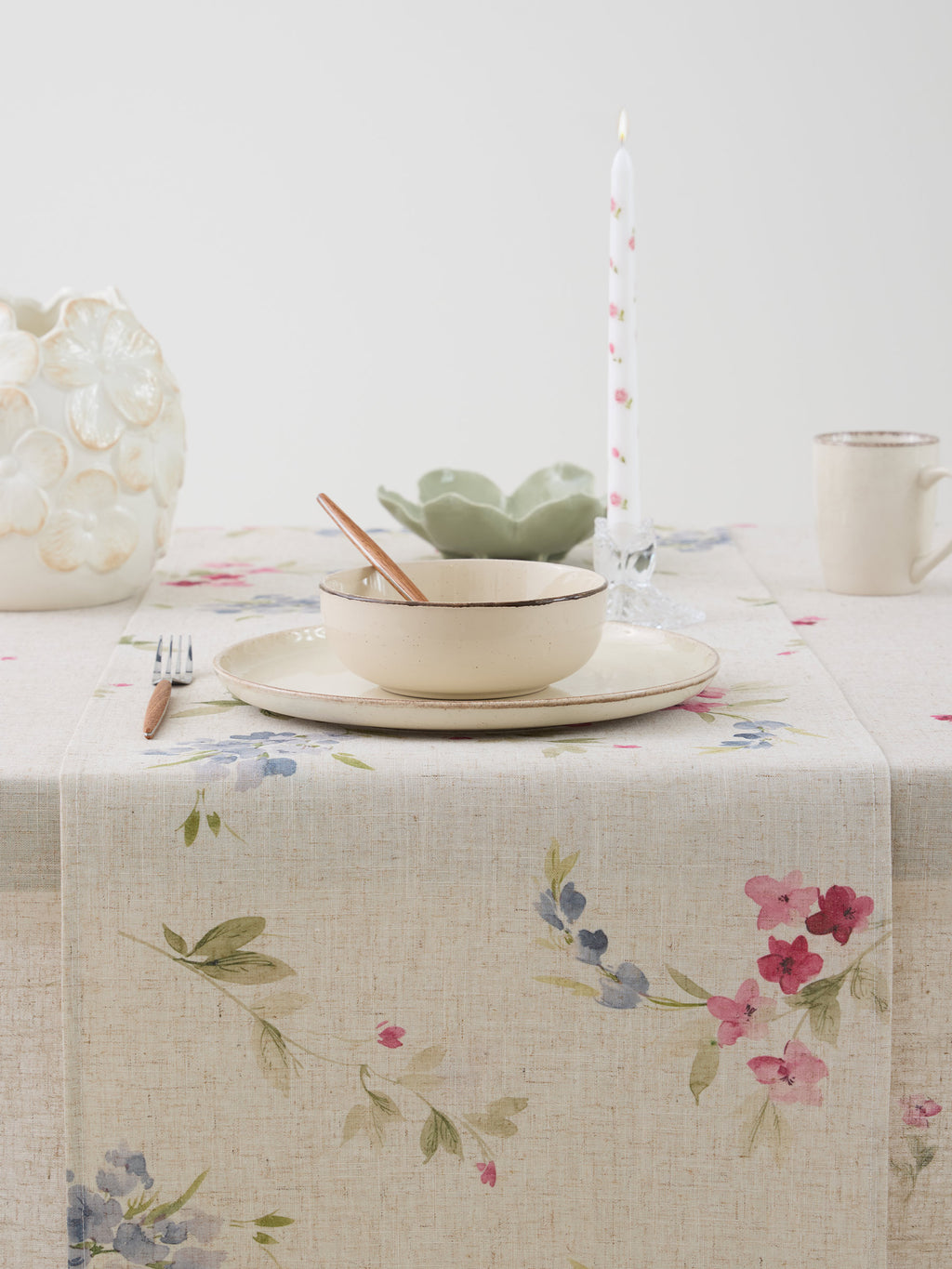 Bloom Garden Table Runner