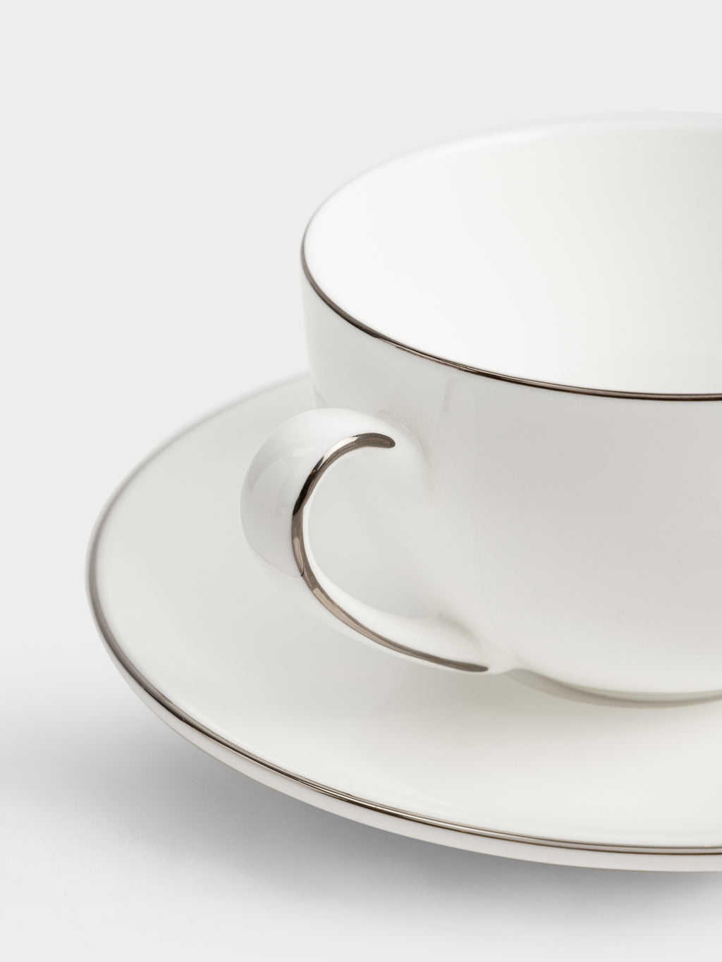 Arctic Fine Bone Tea Set